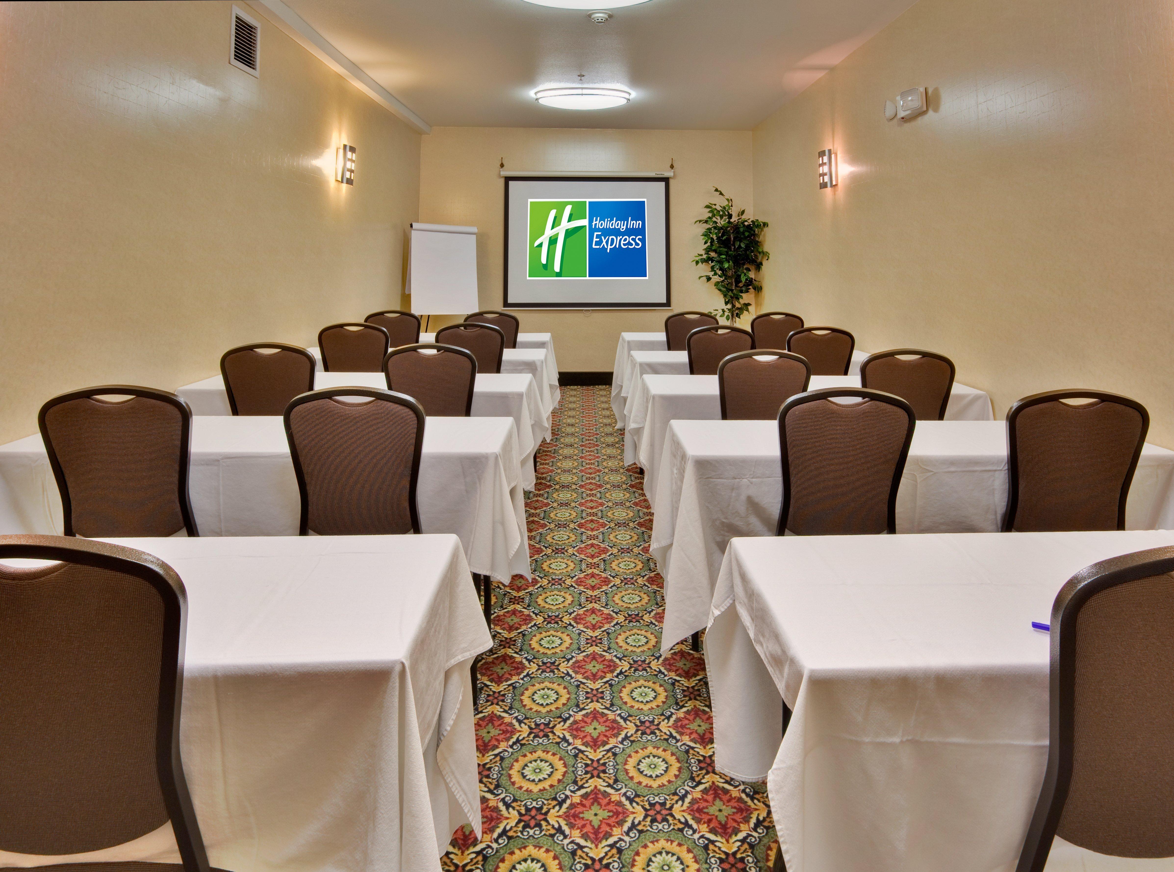Express & Ontario Airport-mills Mall By Ihg Hotel