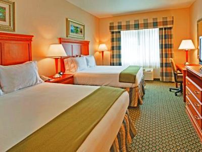 Express & Ontario Airport-mills Mall By Ihg